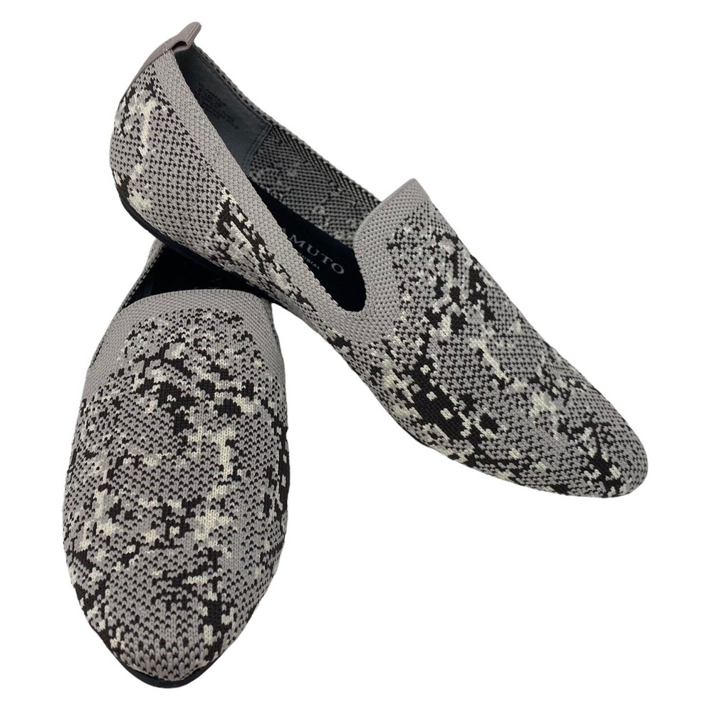 Vince Camuto Womens Gray Fabeau Flats Size 8.5 M Removable Insoles
